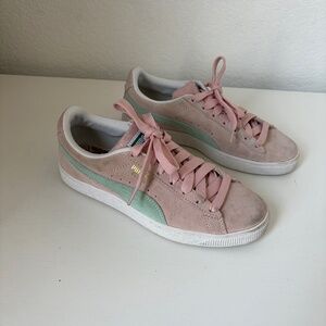 Pink suede puma